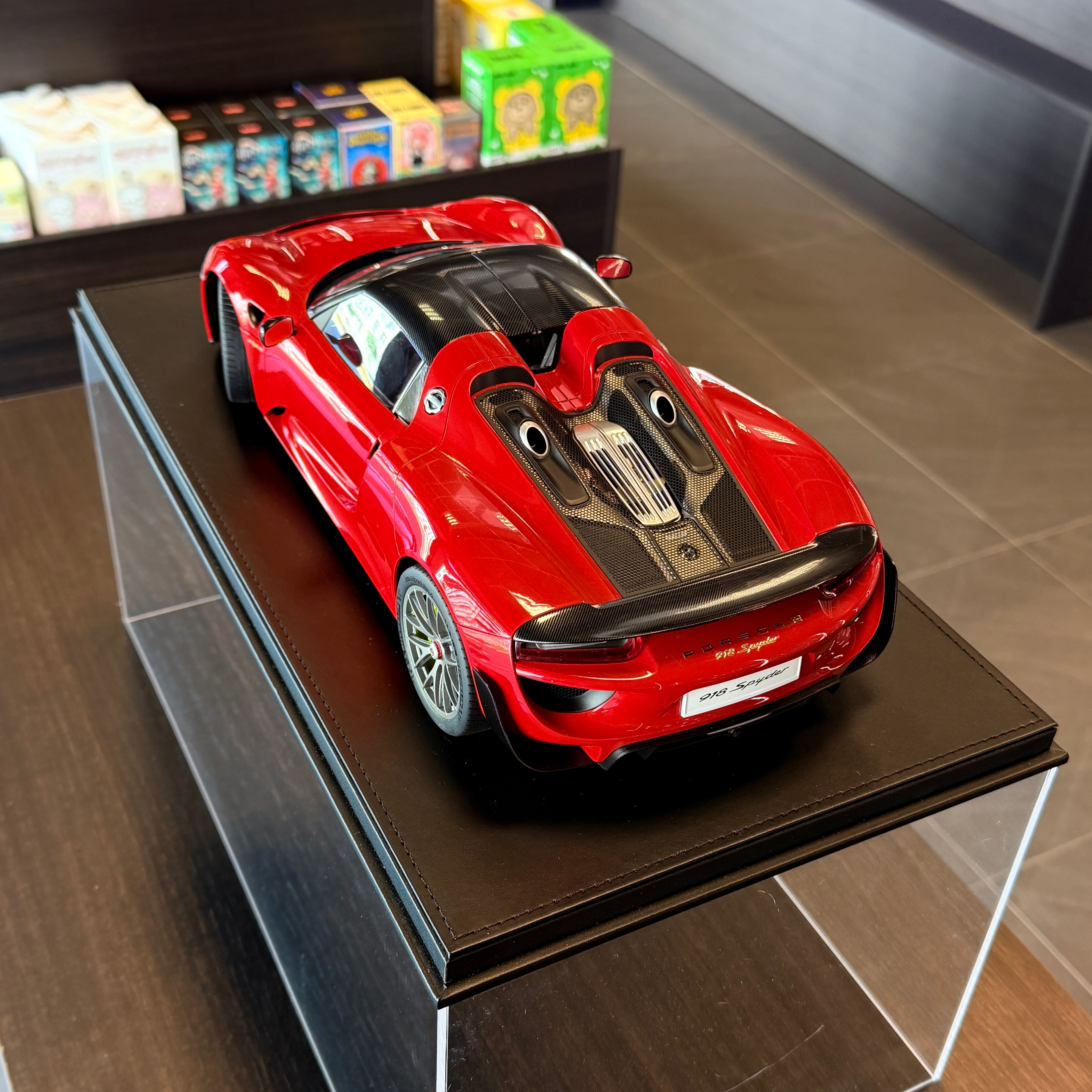 Porsche 918 Spyder – Rojo Escala 1:12 de AUTOart