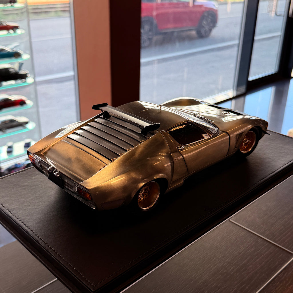 Lamborghini Miura SVR 1970 – Edición limitada pulida (50 unidades) Escala 1:12 de KYOSHO