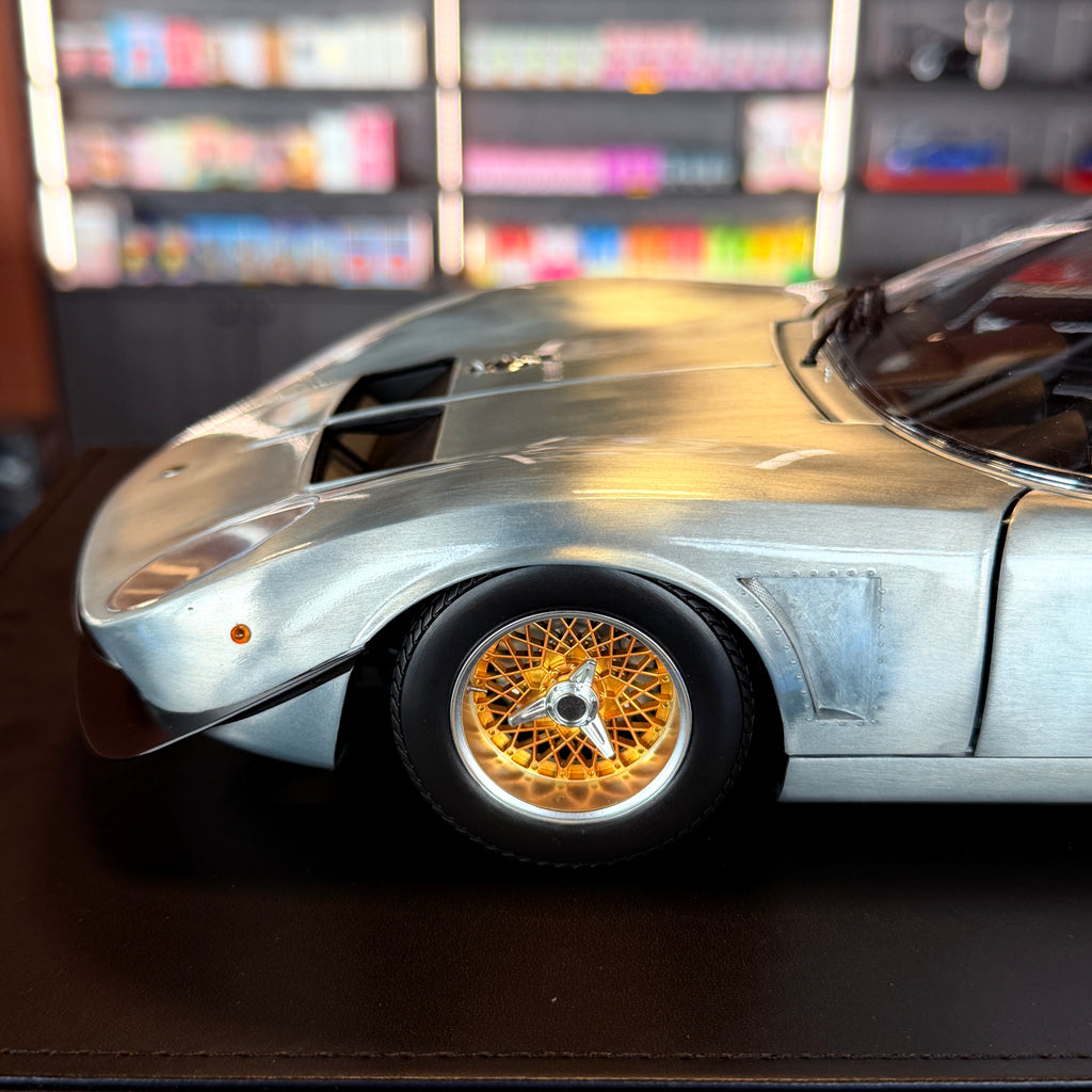 Lamborghini Miura SVR 1970 – Edición limitada pulida (50 unidades) Escala 1:12 de KYOSHO