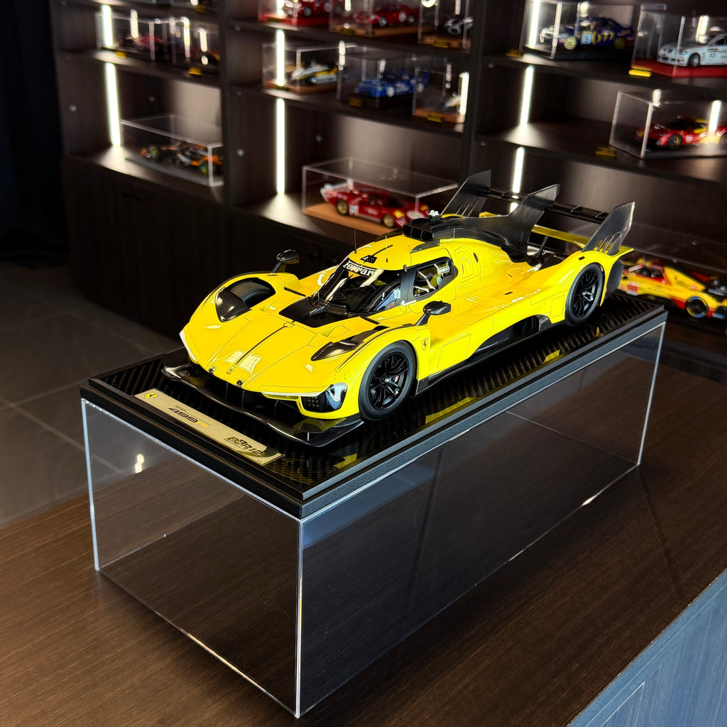 Modellauto BBR Models 1/12 Ferrari 499P Kubica-Ye-Shwartzman #83 Le Mans 2024 Limitierte Auflage