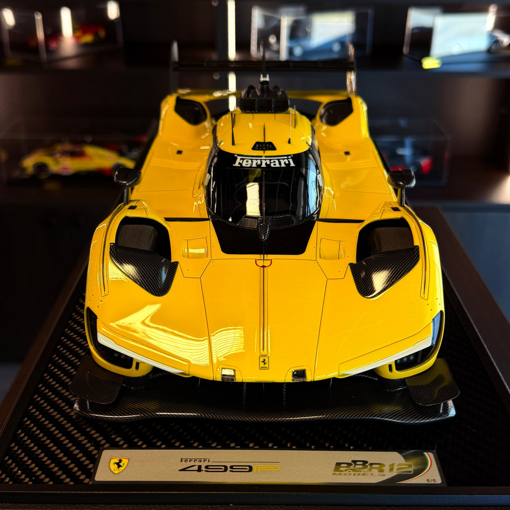 Modellauto BBR Models 1/12 Ferrari 499P Kubica-Ye-Shwartzman #83 Le Mans 2024 Limitierte Auflage