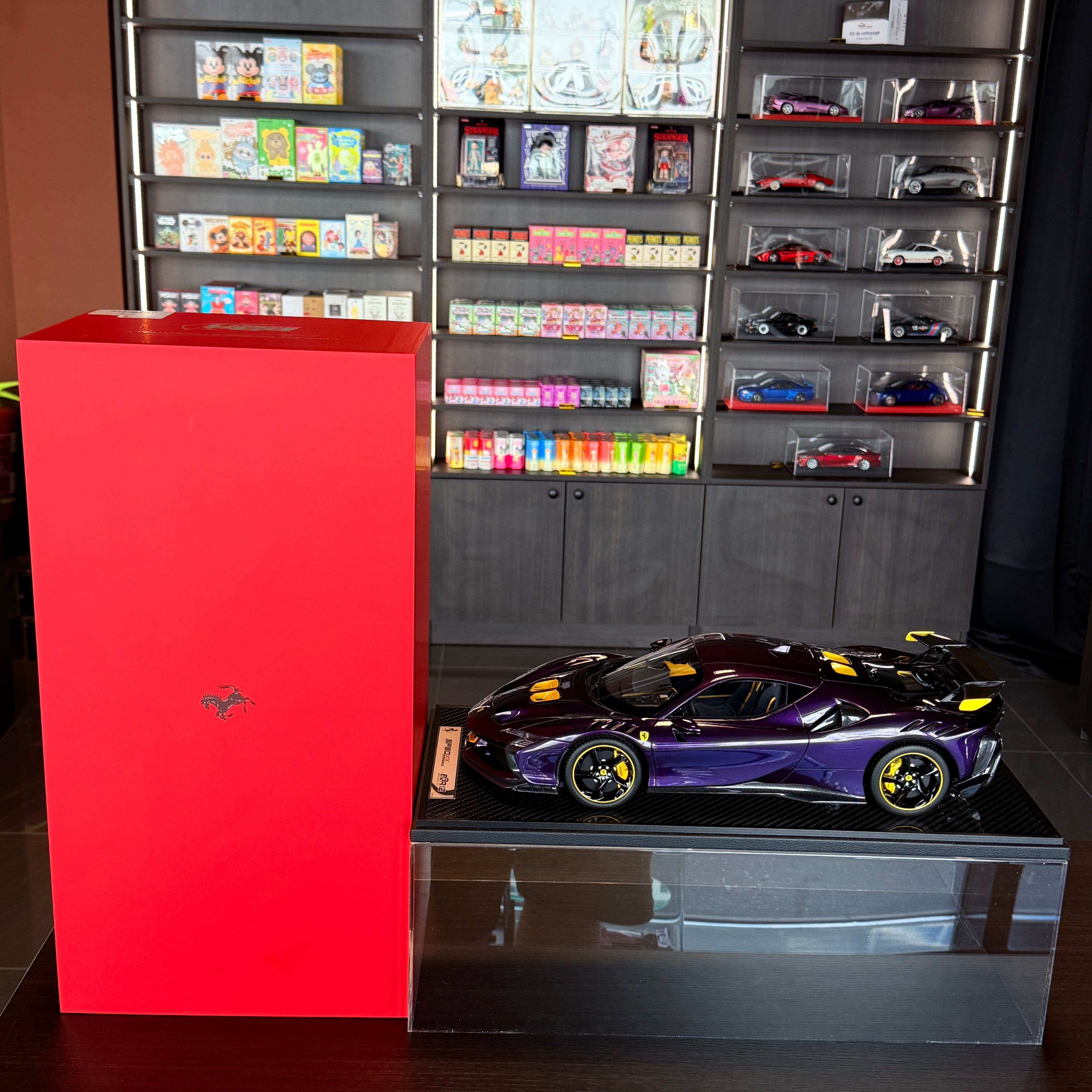 BBR-Models 1/12 Ferrari Sf90 XX Stradale Spider 2024 Rot Carbon Schwarz BBR1221D