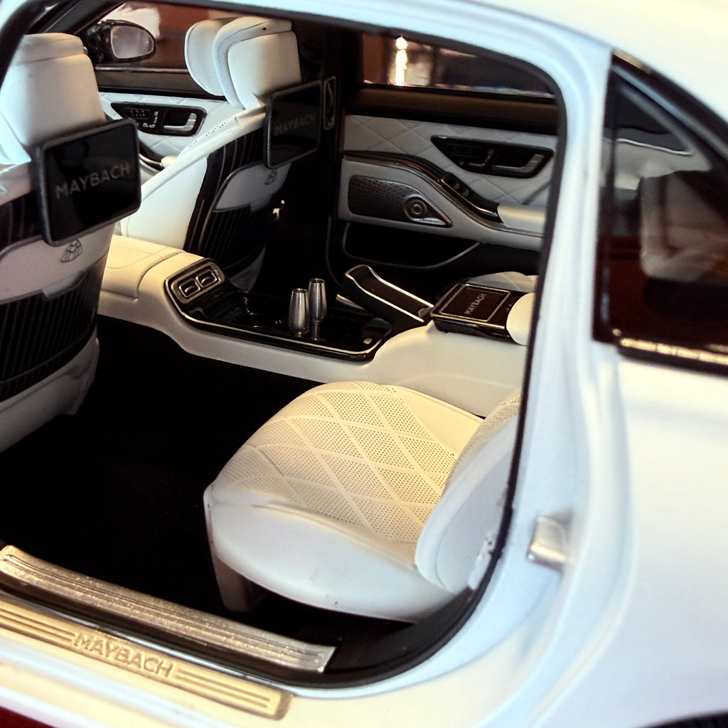 Mercedes-Maybach S-Class Night Series 2023 Opalith White Matt | 1:18 Scale by ALMOST REAL (Limited Edition 504 pcs)
