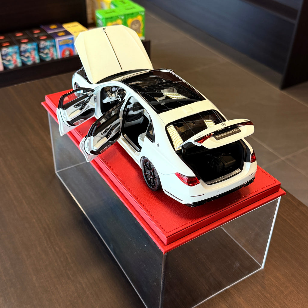 Mercedes-Maybach S-Class Night Series 2023 Opalith White Matt | 1:18 Scale by ALMOST REAL (Limited Edition 504 pcs)