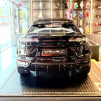Lamborghini Urus Negro Brillante 2021 Edición del Propietario 1:18 de MR Collection