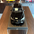 Lamborghini Urus Negro Brillante 2021 Edición del Propietario 1:18 de MR Collection
