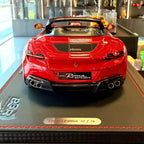 Ferrari Roma Spider Rosso Corsa 322 – Escala 1:18 con vitrina (Edición Limitada 78 unidades) de BBR Models