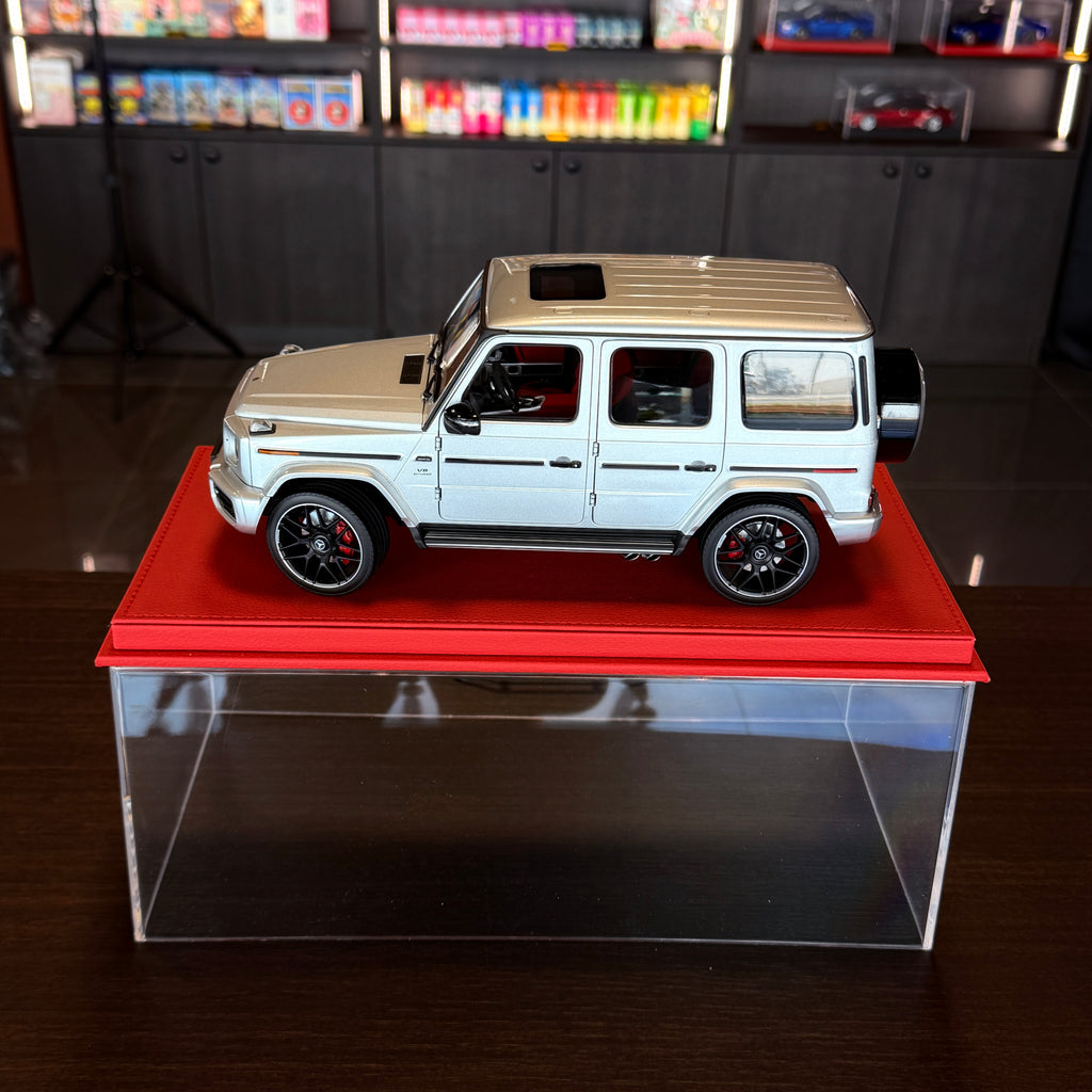 Mercedes-AMG G 63 2019 Iridium Silver | 1:18 Scale by ALMOST REAL | Limited 600 pcs