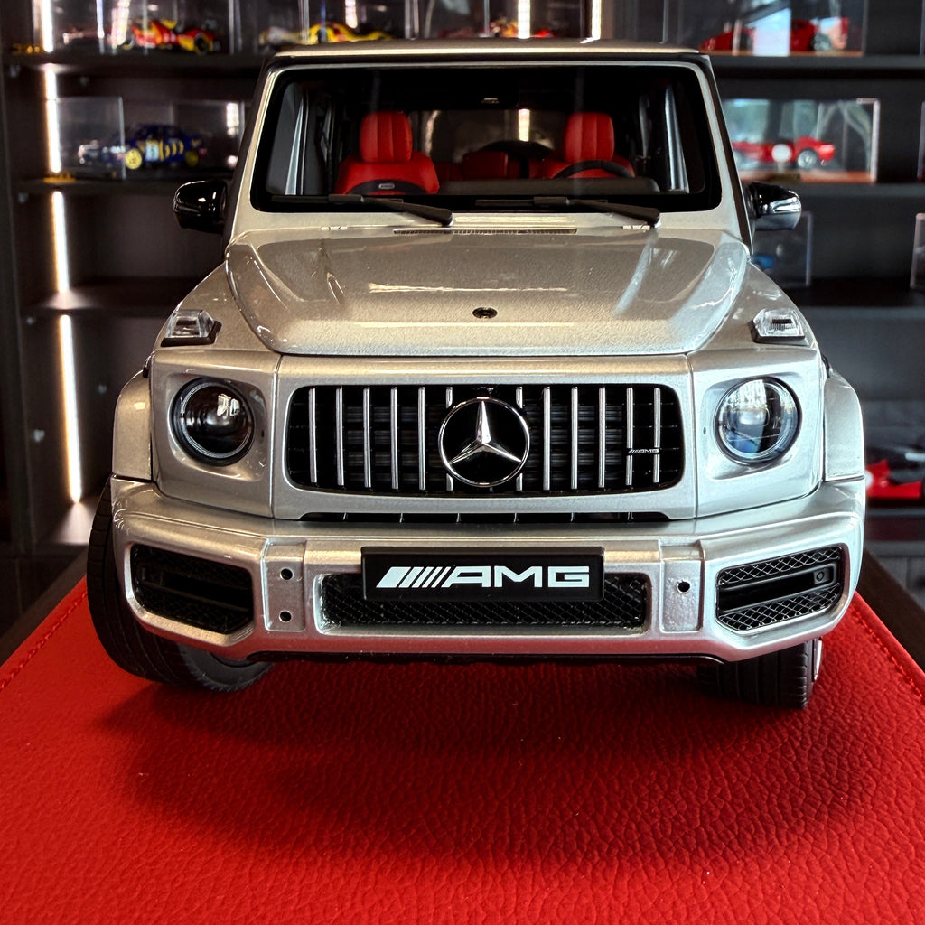 Mercedes-AMG G 63 2019 Iridium Silver | 1:18 Scale by ALMOST REAL | Limited 600 pcs