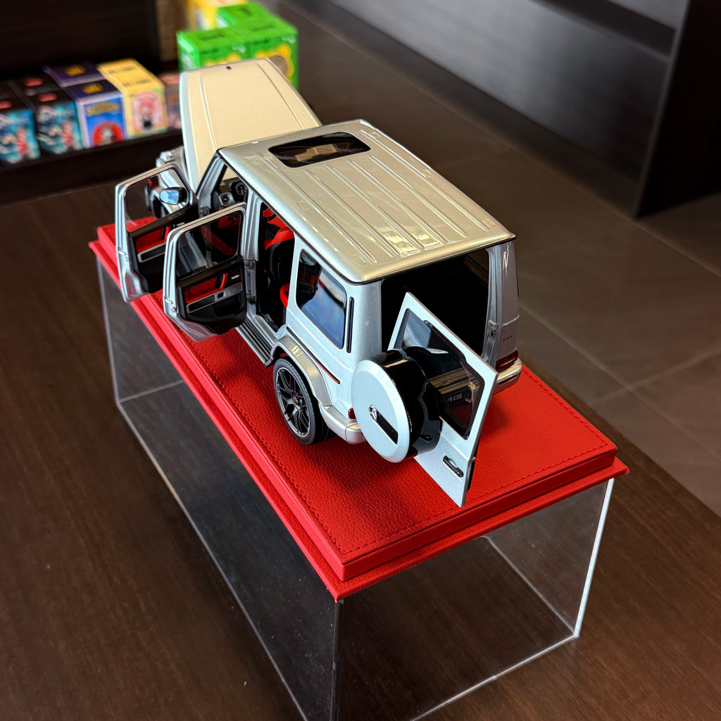 Mercedes-AMG G 63 2019 Iridium Silver | 1:18 Scale by ALMOST REAL | Limited 600 pcs