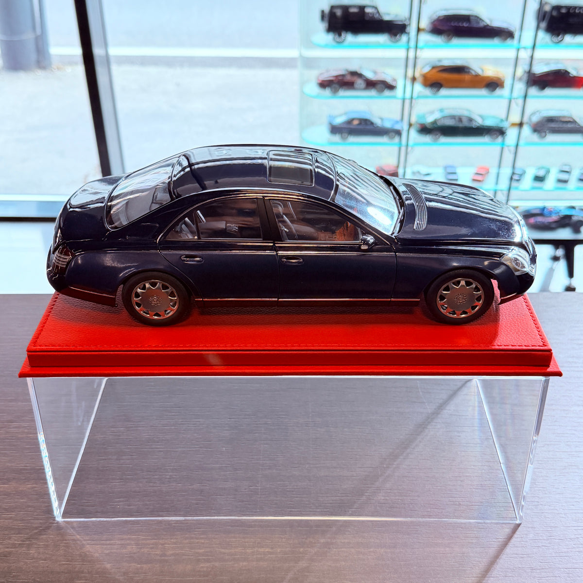 Maybach 1:18 od AUTOart