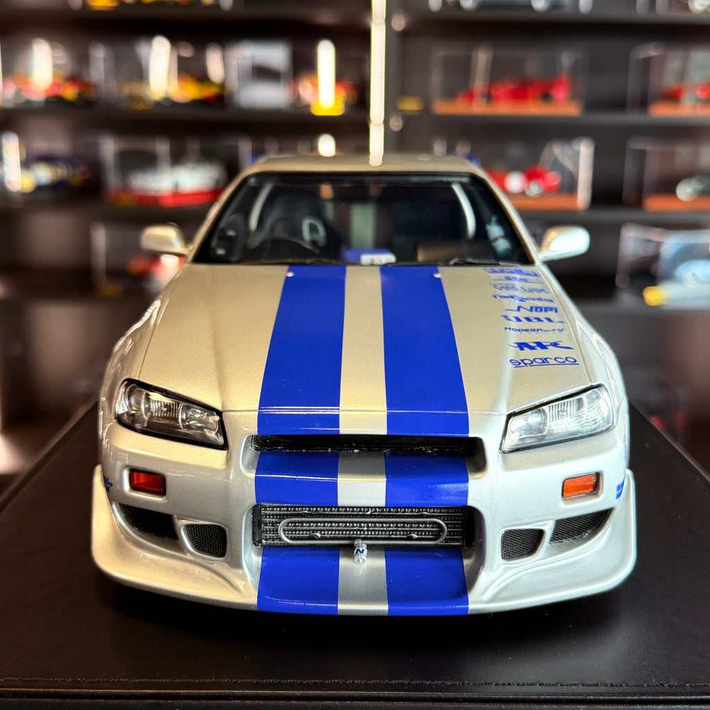 Ferrari F40 – Schwarz Maßstab 1:18 von KYOSHO
