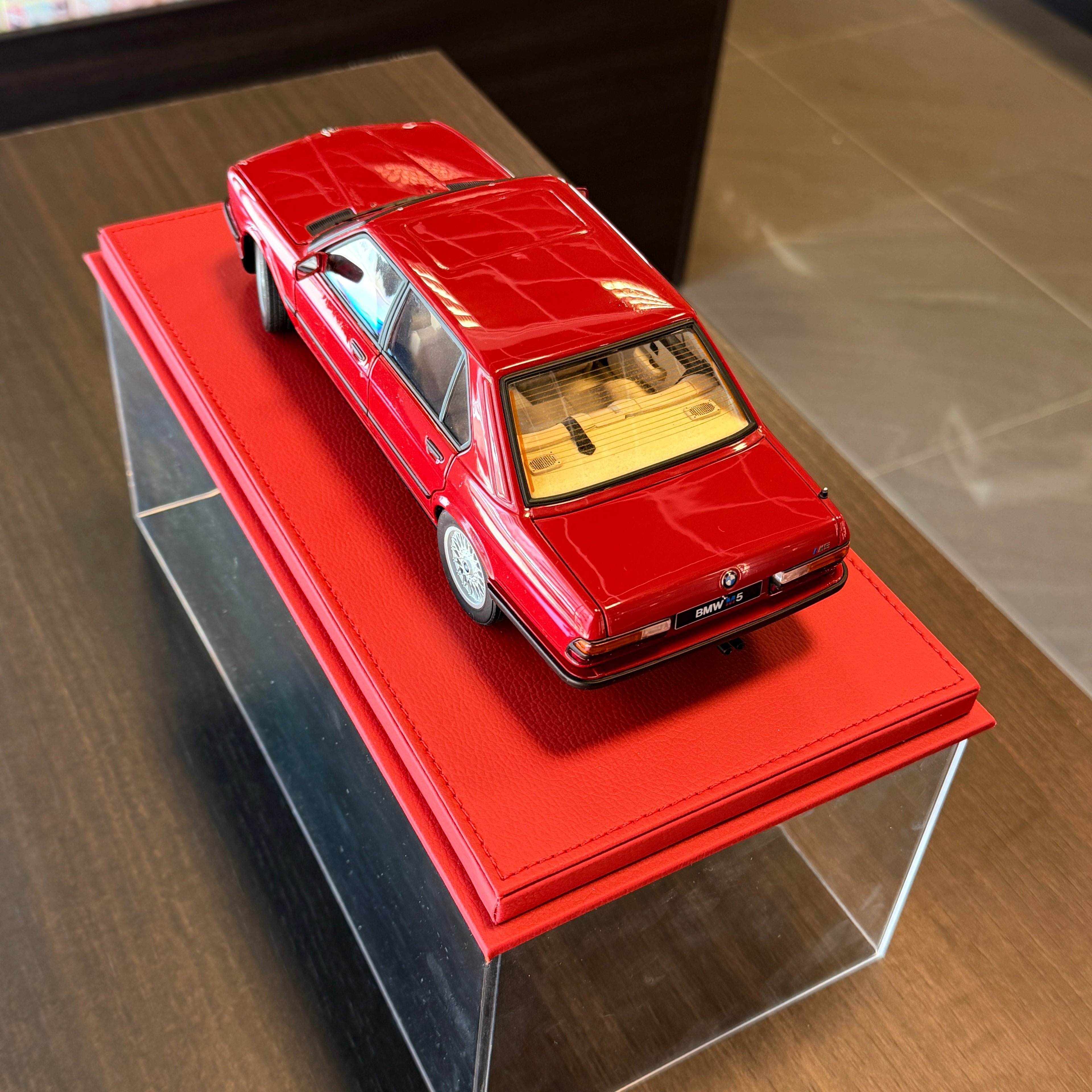 Porsche 911 Carrera (993) – Grün Metallic im Maßstab 1:18 von AUTOart