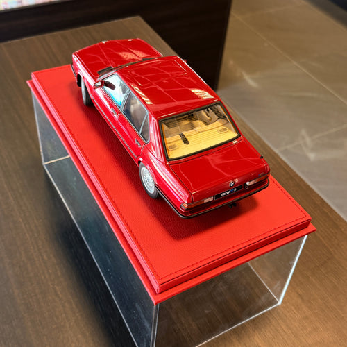 BMW 1:18 M5 Shadow Line (E28), 1987 m., Zinnober Red, AUTOart Millennium