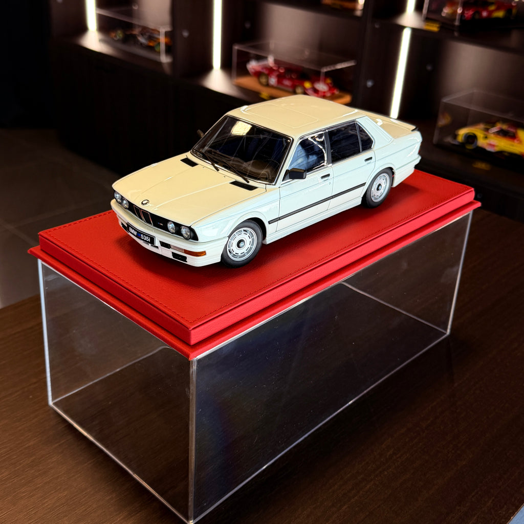 Porsche 911 Carrera (993) – Grün Metallic im Maßstab 1:18 von AUTOart