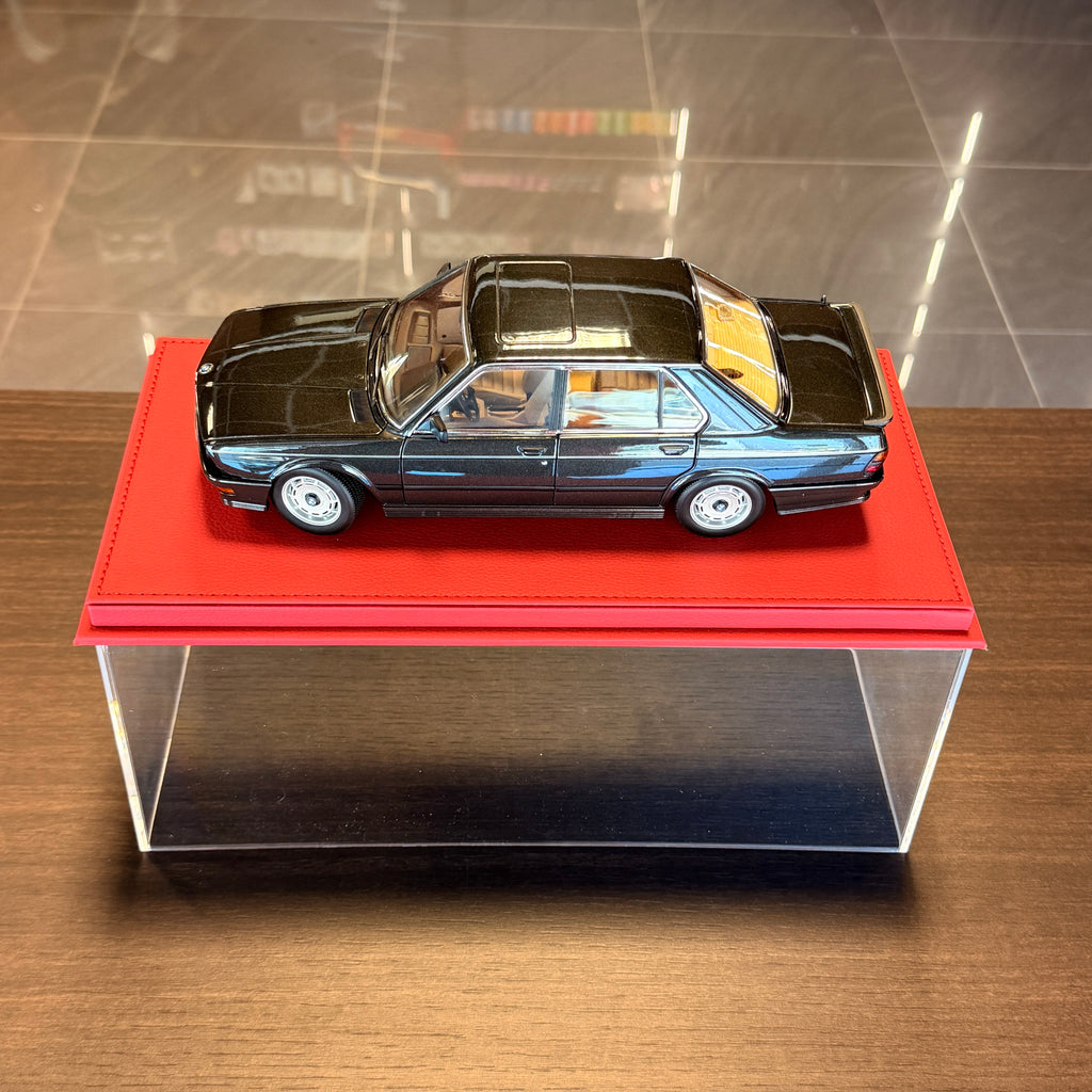 Porsche 911 Carrera (993) – Grün Metallic im Maßstab 1:18 von AUTOart
