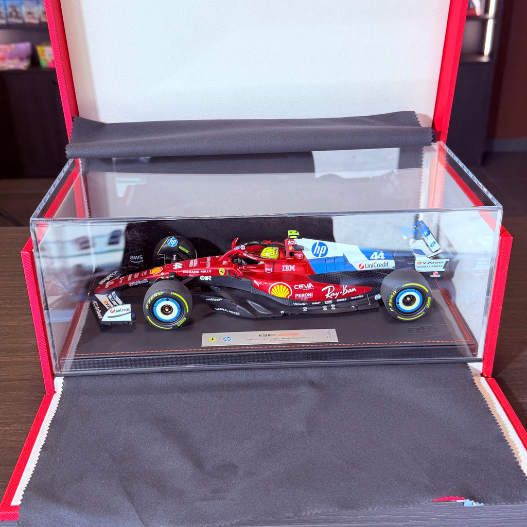 Ferrari SF-25 F1 Miami Grand Prix Lewis Hamilton č. 44 v měřítku 1:18 od BBR Models (limitovaná edice 44 kusů)