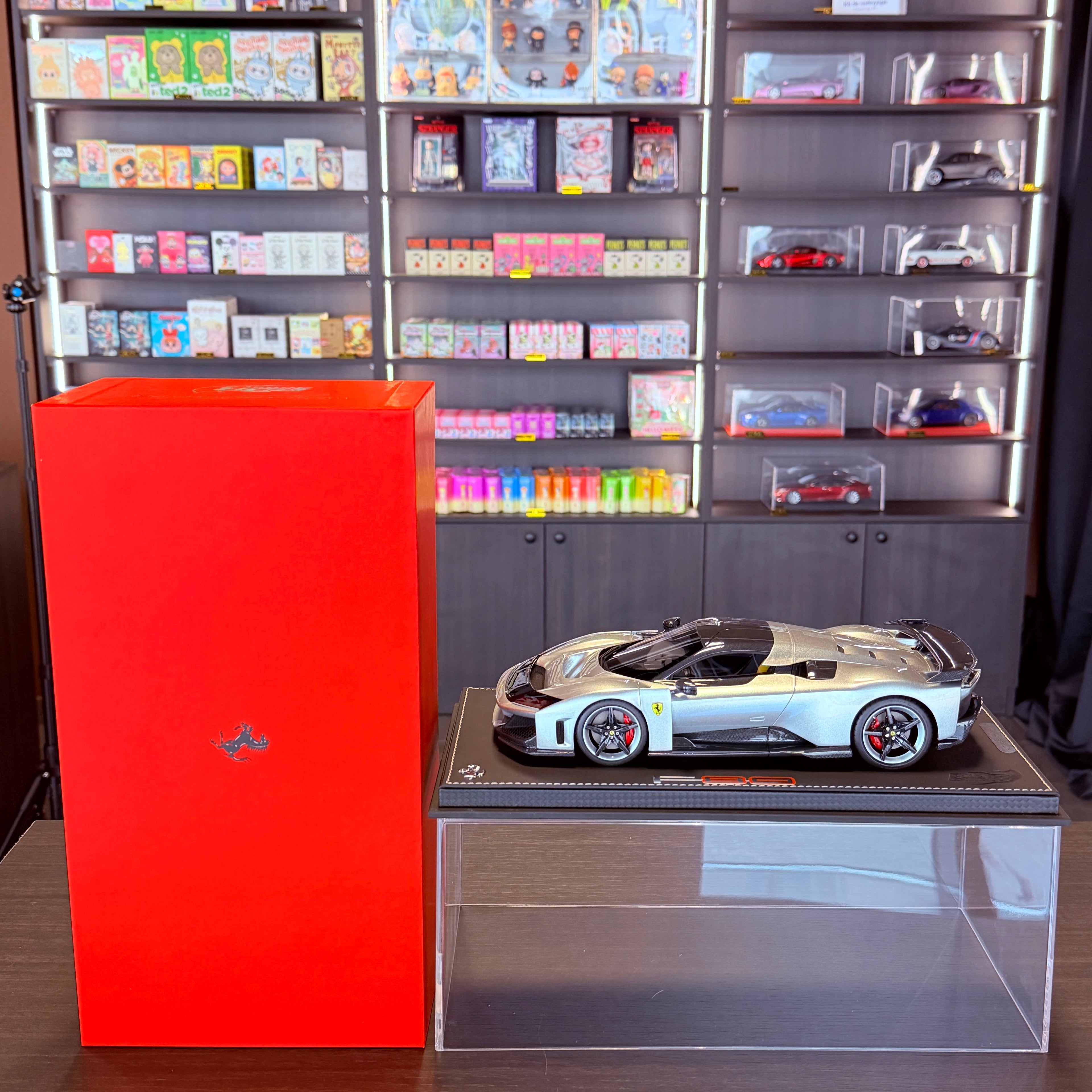 Ferrari F80 Alluminium Gloss 1:18 Scale by BBR Models (Limited 24)