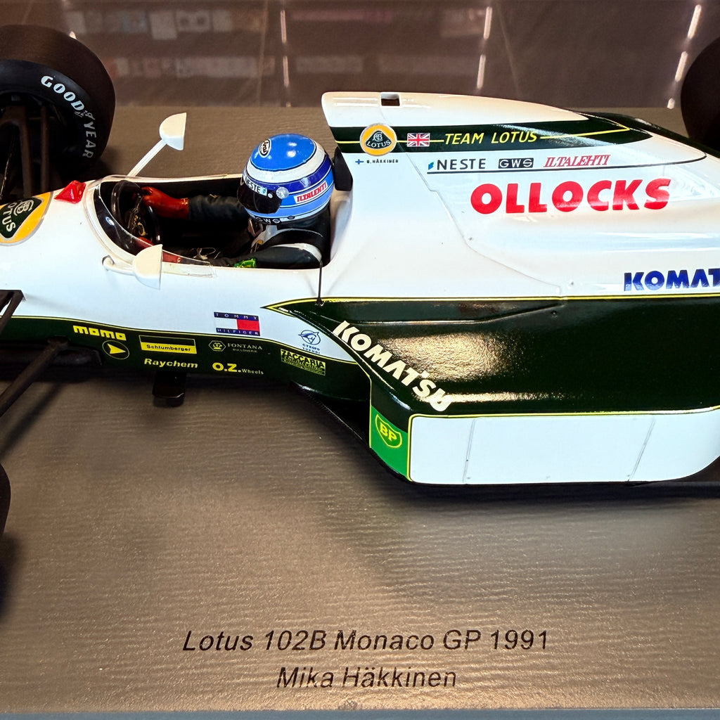 Lotus 102B, Гран при на Монако 1991, Мика Хакинен, мащаб 1:18 с витрина от Spark Models