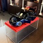 BMW i7 M70 2023 Blue Metallic / Black Metallic 1:18 Scale with Display Case by Minichamps
