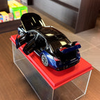 BMW i7 M70 2023 Blue Metallic / Black Metallic 1:18 Scale with Display Case by Minichamps