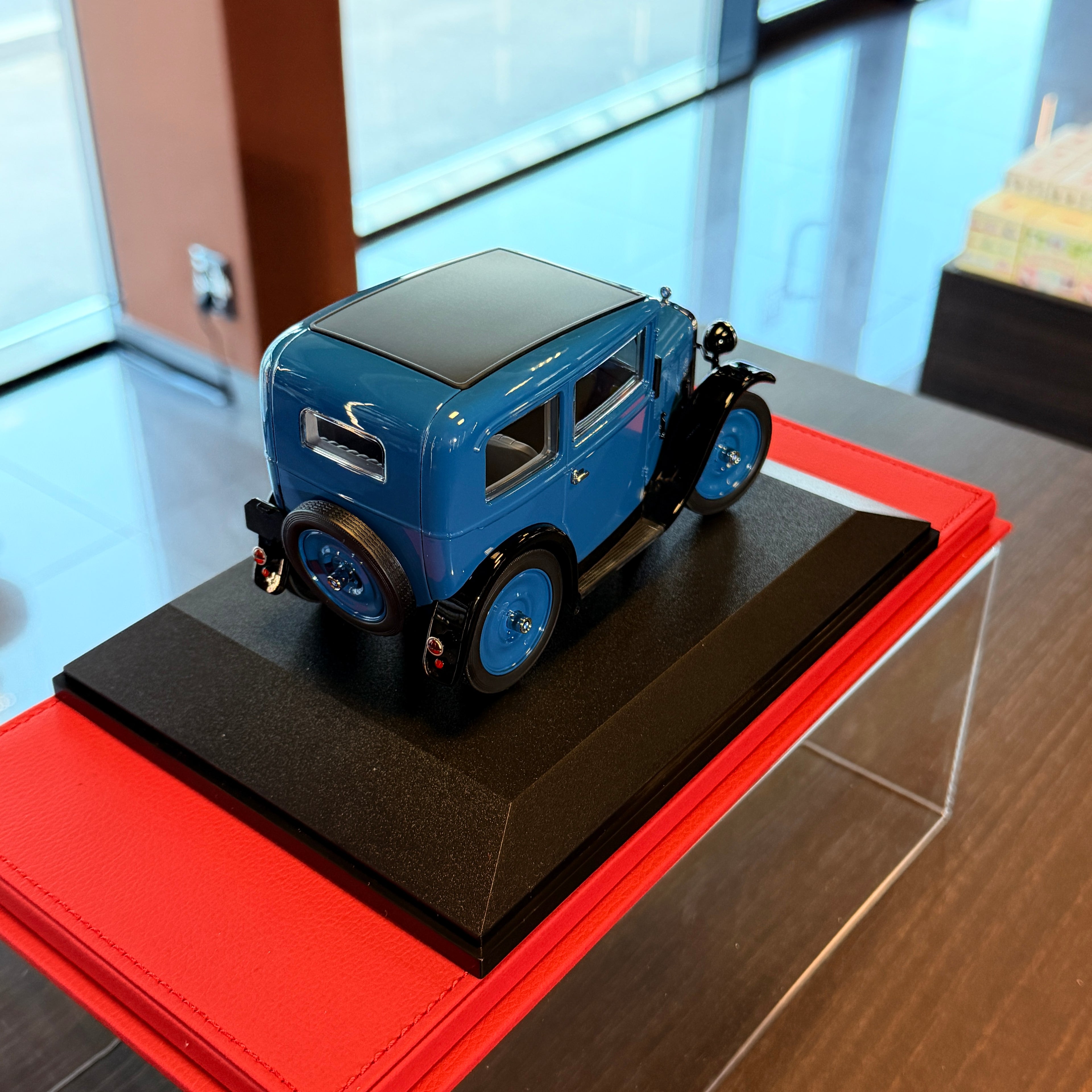 BMW Dixi 1928 Dark Blue Limited Edition 200 Pieces 1:18 Scale with Display Case by Minichamps