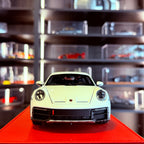 Minichamps Porsche 911 Dakar 2022 1:18 White rear detail