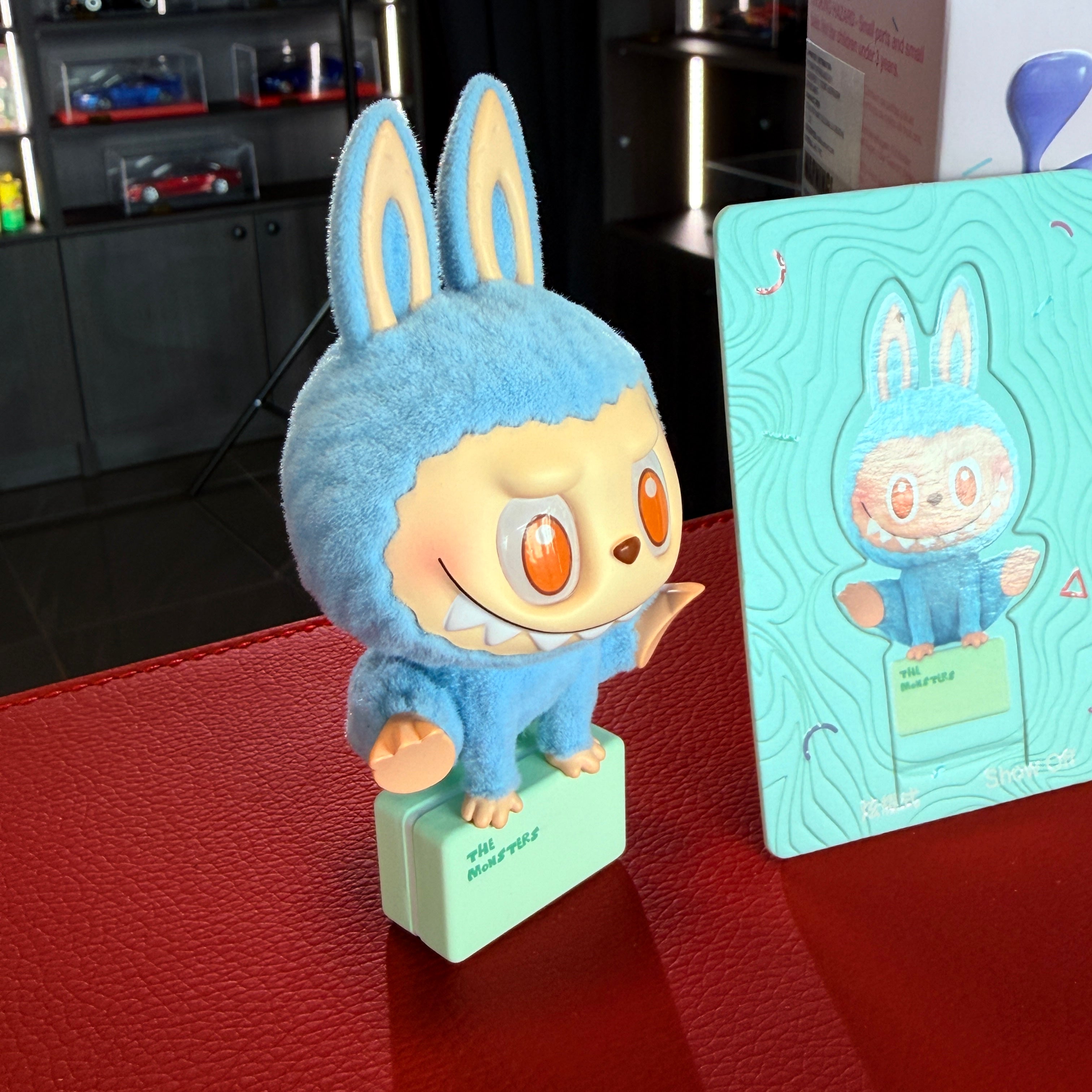 LABUBU The Monsters Lazy Yoga Series Show Off-figuur bevestigde blind box van POP MART