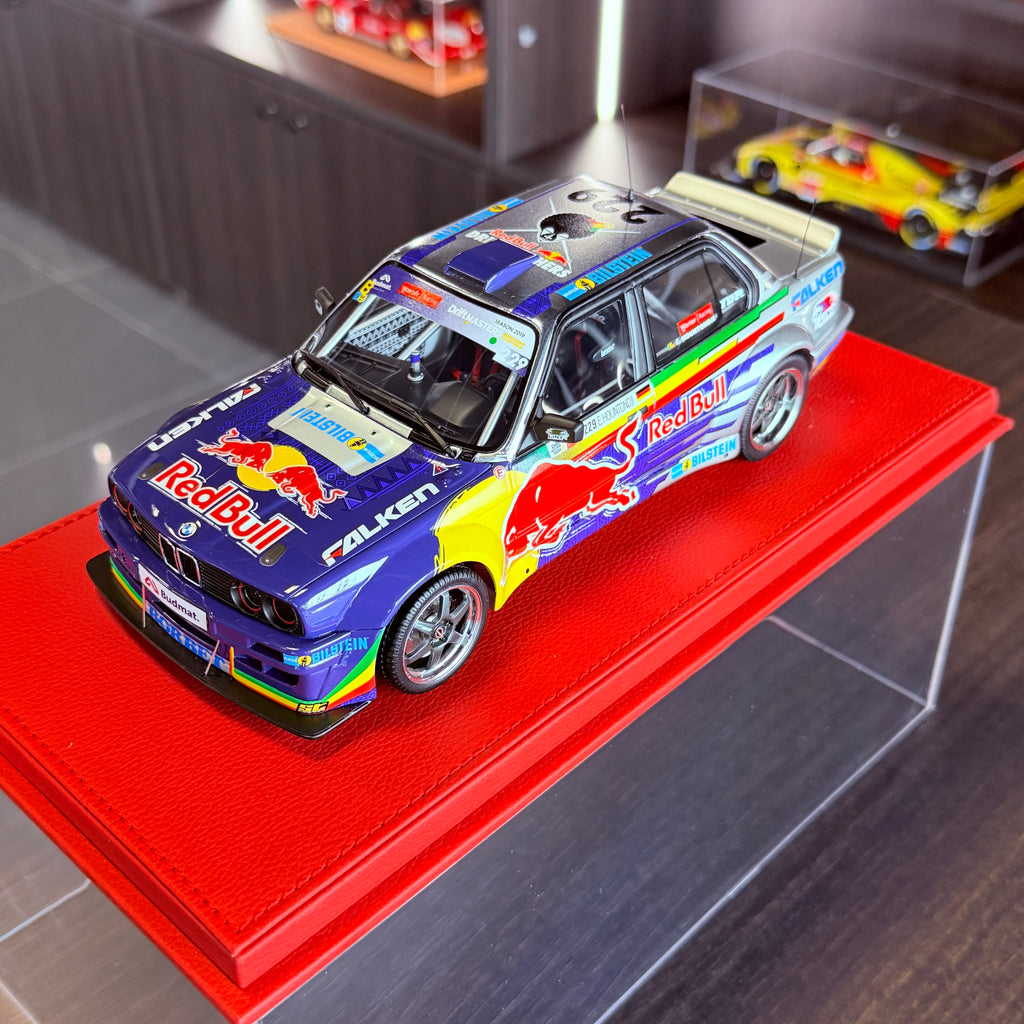 BMW E30 V8 Drift Red Bull Driftbrothers #229 1:18 OttOmobile livery detail
