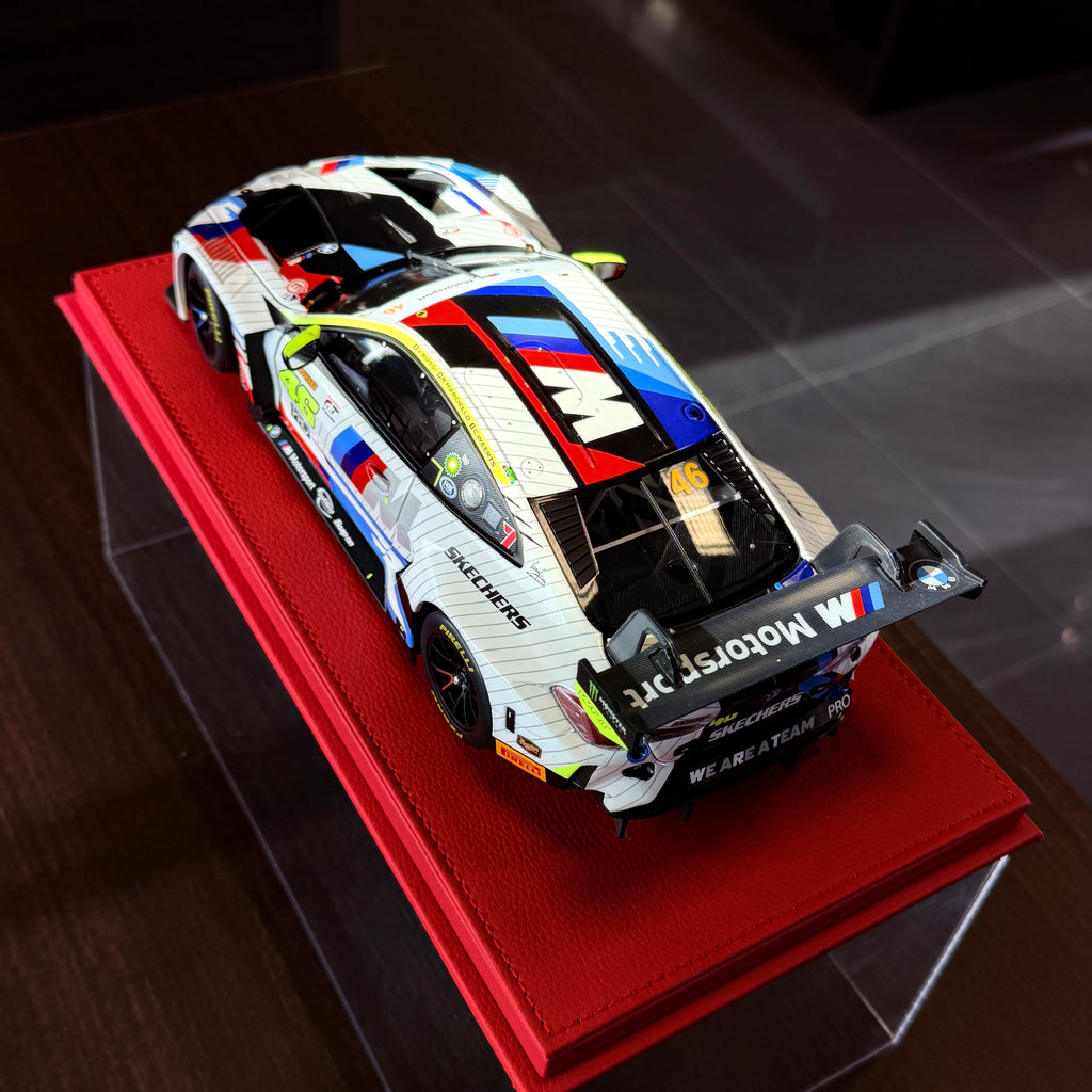 BMW M4 GT3 1:18 #4 Team WRT – V. Rossi / C. Weerts / R. Marciello – 12H Bathurst 2025 di Minichamps