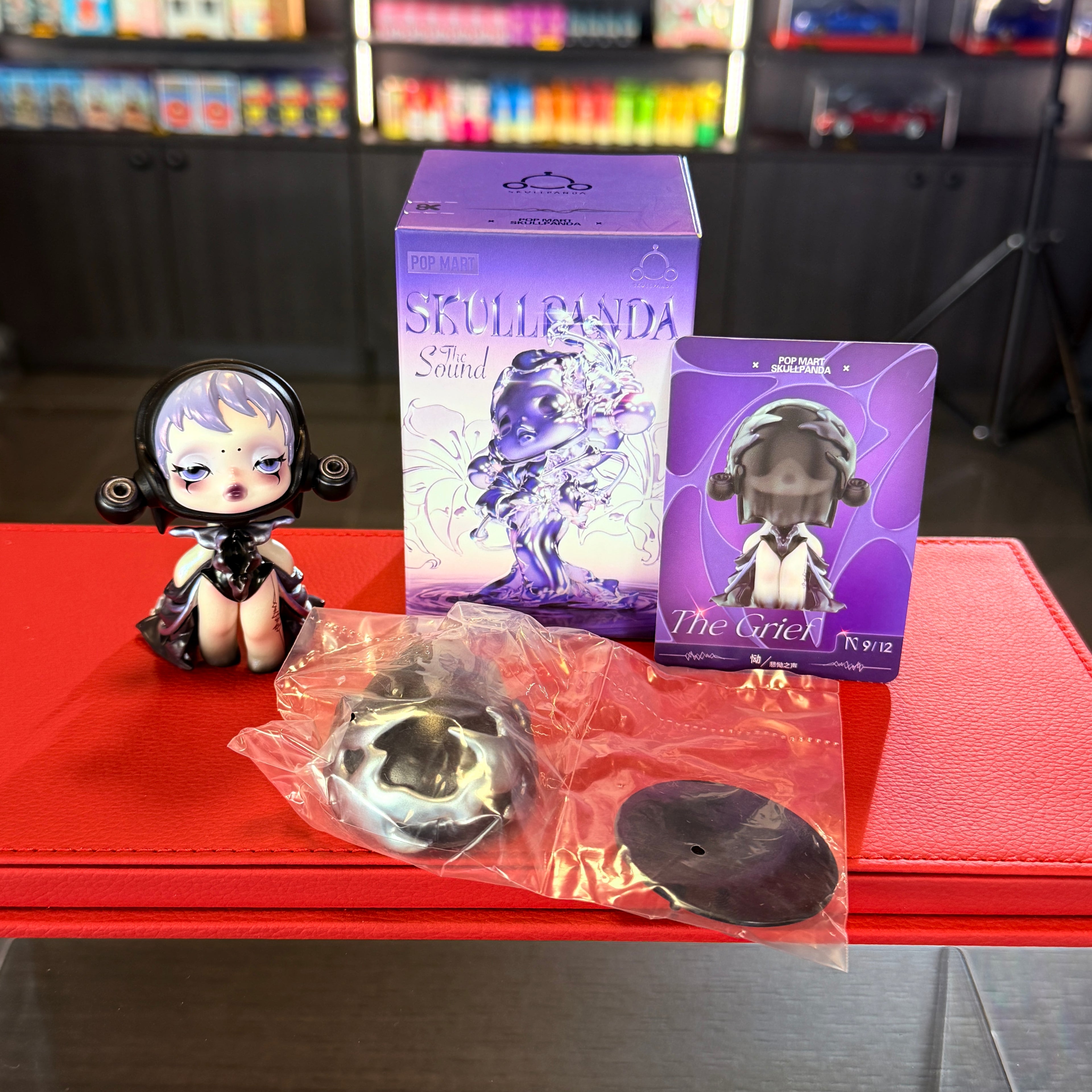 SKULLPANDA The Sound Series The Grief-figuur, bevestigde blind box, van POP MART