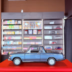 BMW 2002 Baur Cabrio 1:18 AUTOart Blue Metallic front three-quarter view