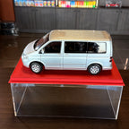 1:18 Volkswagen Multivan 2003 Silver – Limited Edition 1000 pcs от NOREV