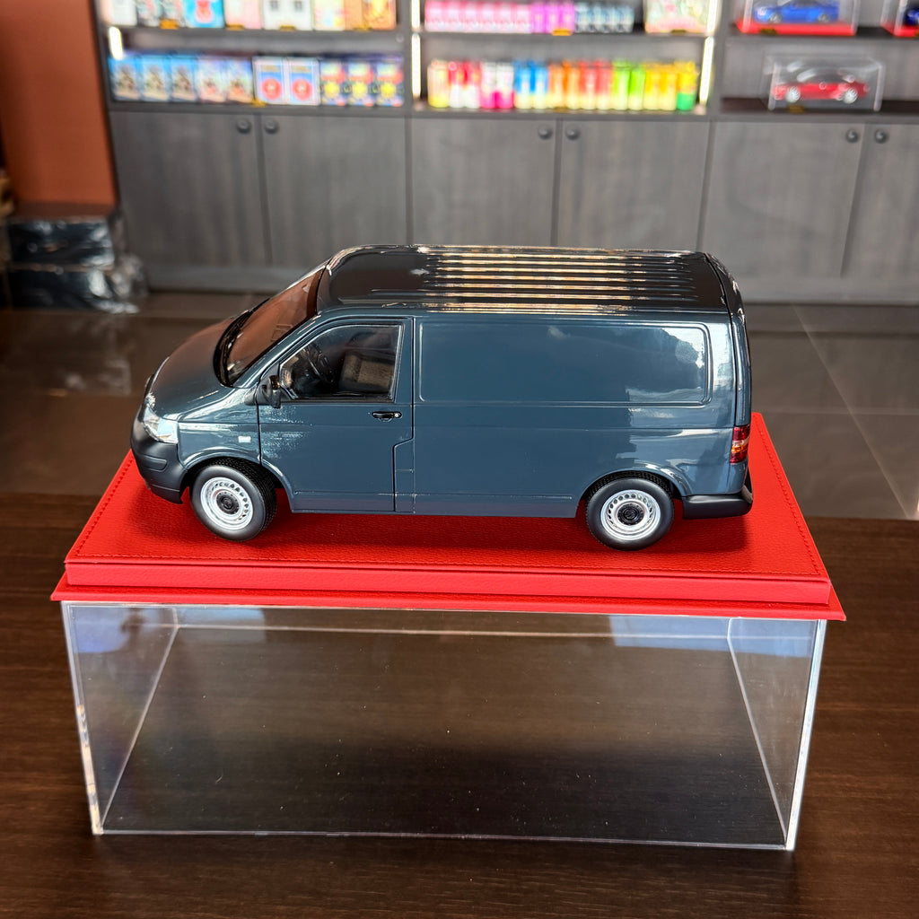 Volkswagen Transporter 1:18 του 2003, γκρι, από τη NOREV