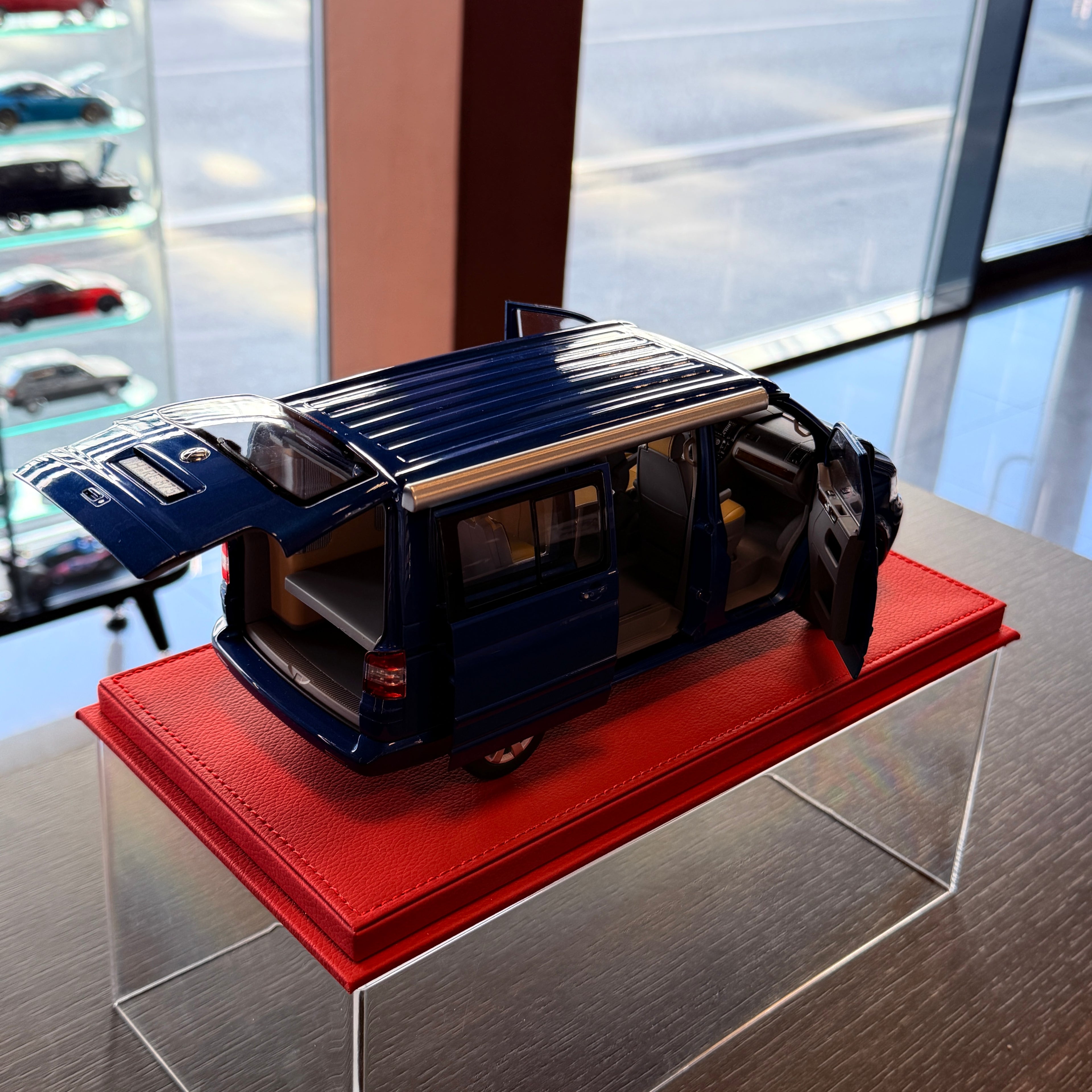 1:18 Volkswagen California 2003, Ravenna Blue Metallic, NOREV