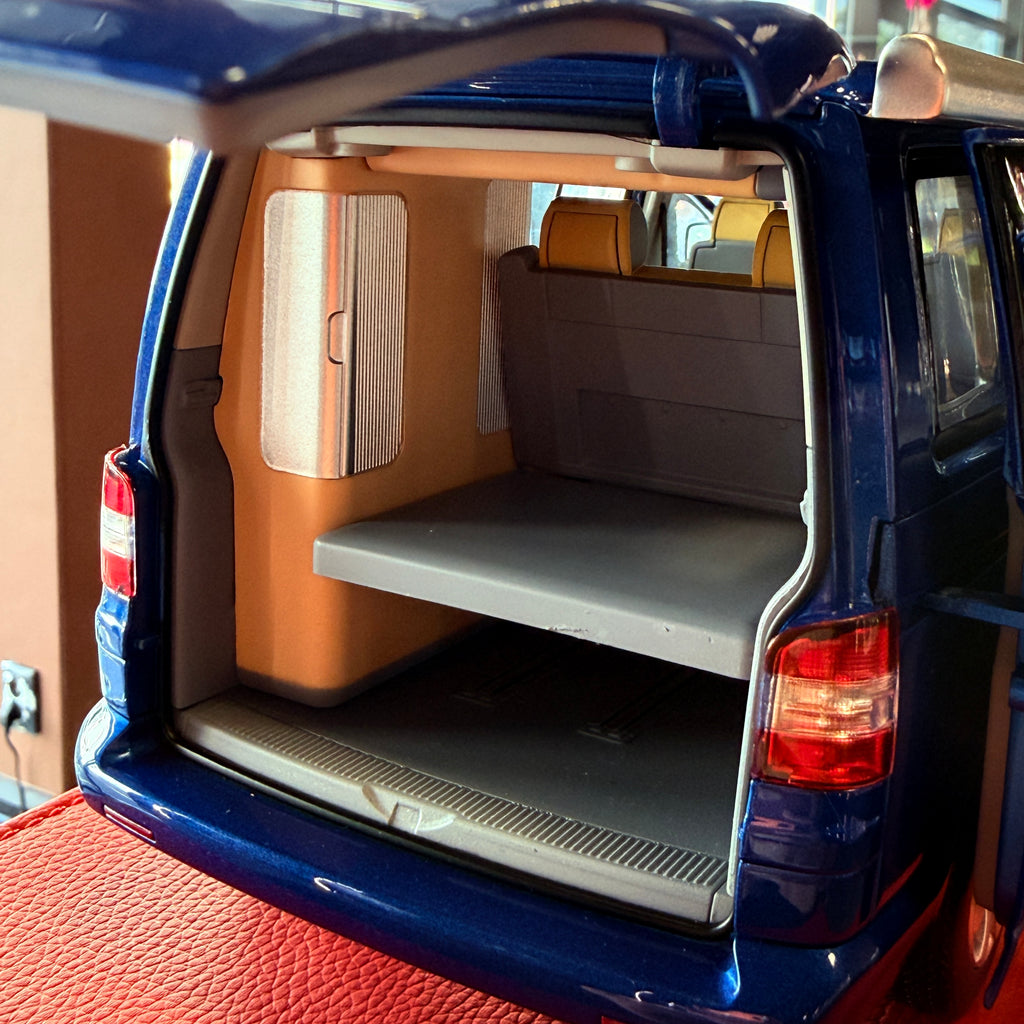 1:18 Volkswagen California 2003, Ravenna Blue Metallic, NOREV