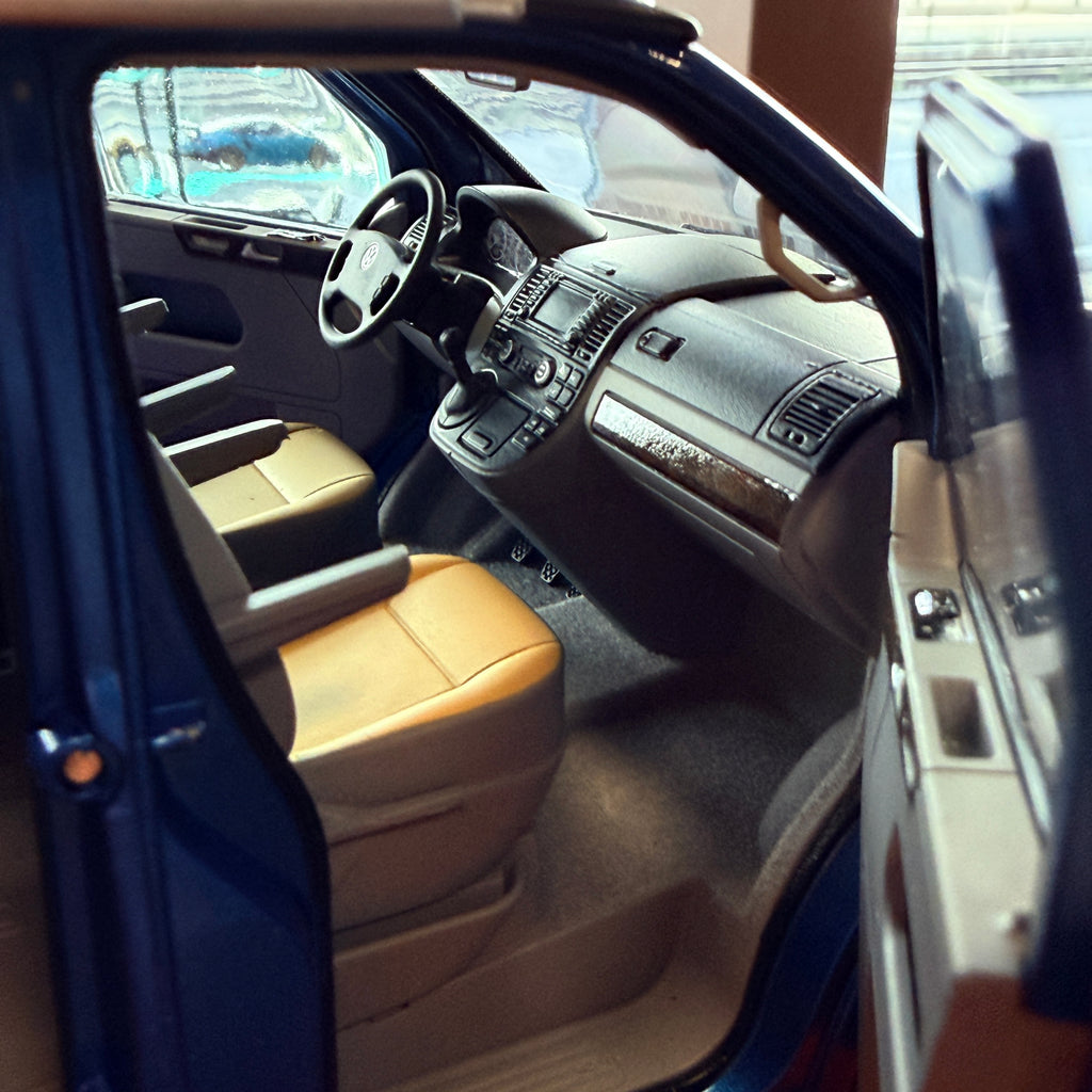 1:18 Volkswagen California 2003, Ravenna Blue Metallic, NOREV