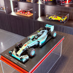 Mercedes F1 W05 #6 Nico Rosberg 1:18 by Spark – side profile