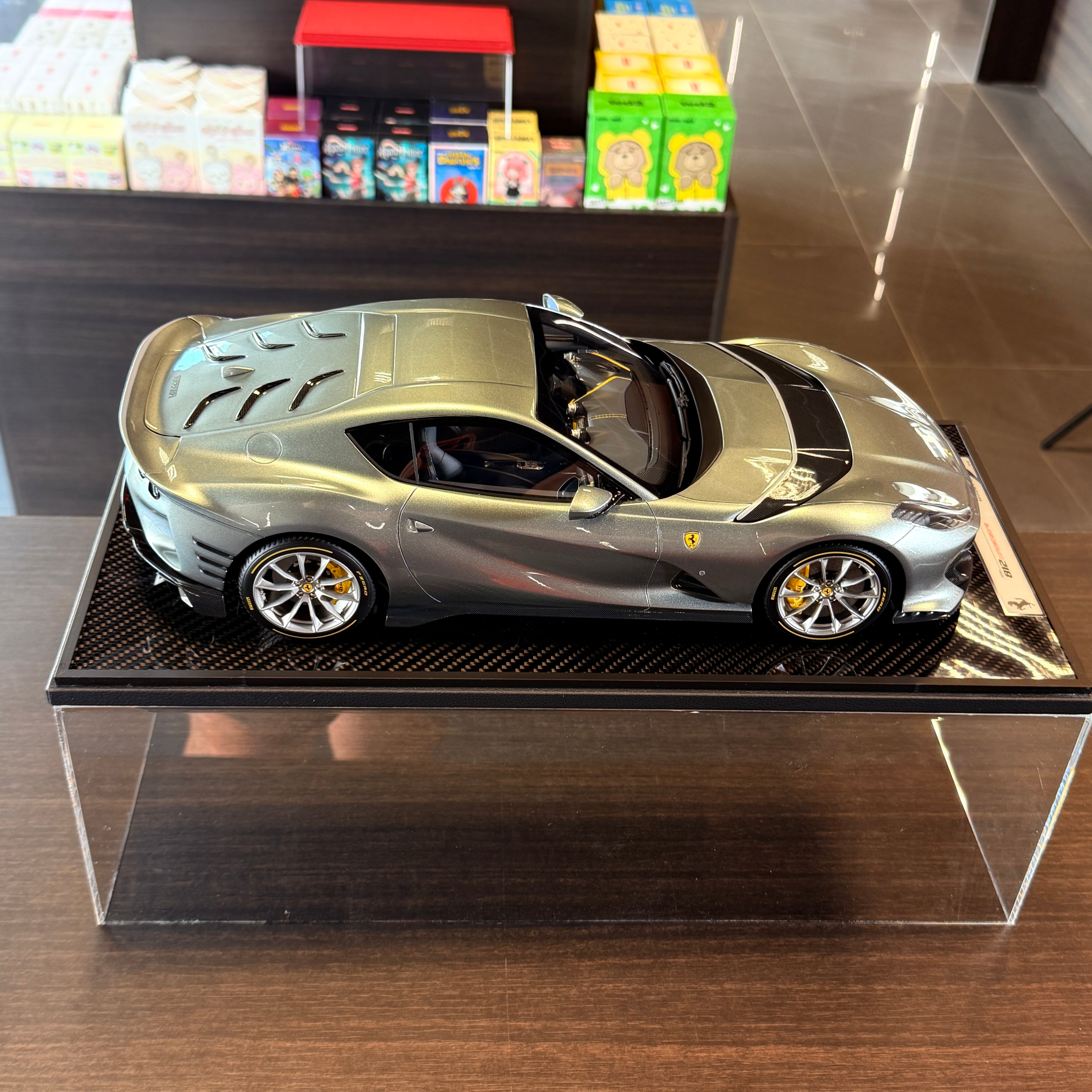 1:12 Ferrari 812 Competizione Coburn Grey – ограничено издание от 49 бр. от BBR