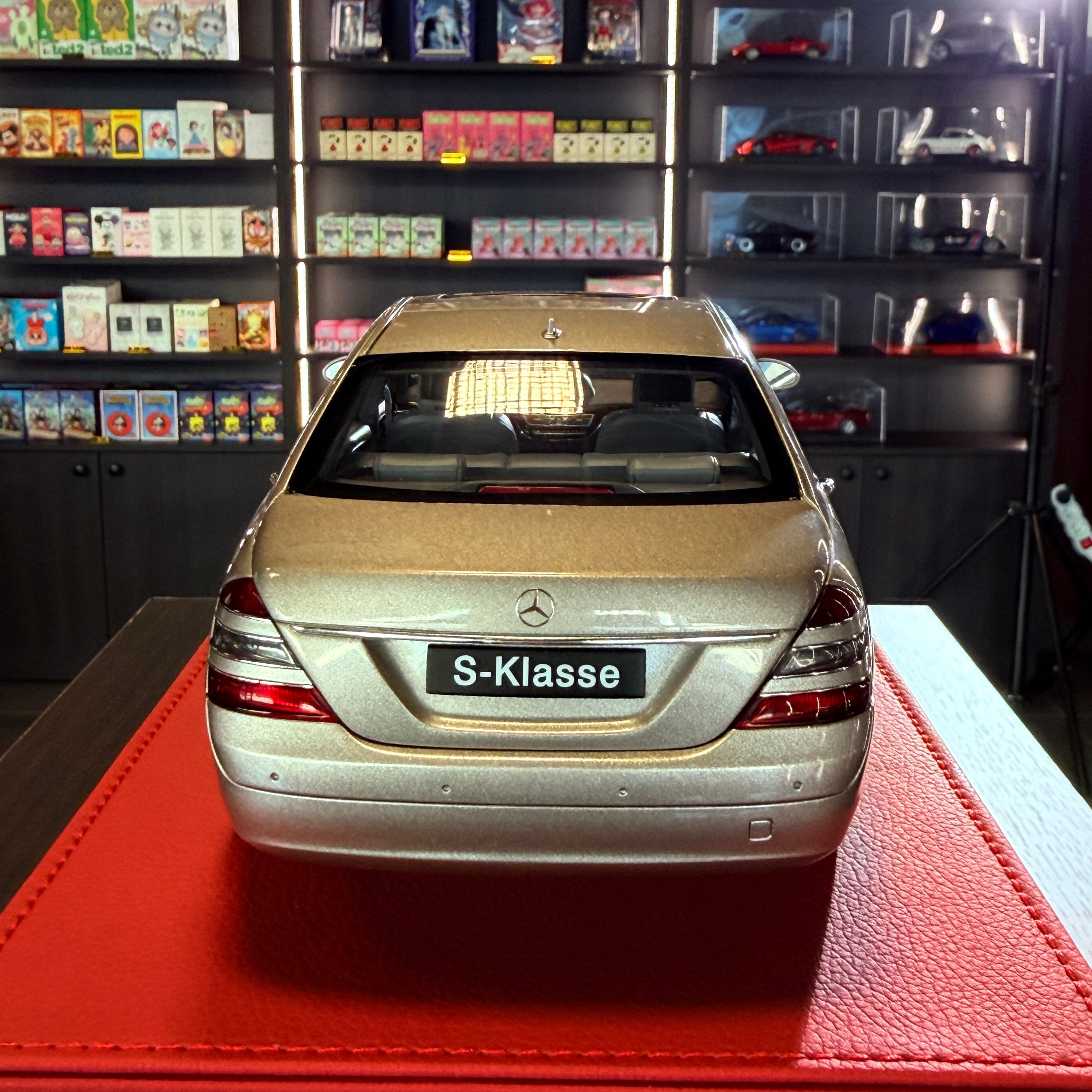 1:18 Mercedes-Benz S-Class Silver, AUTOart Millennium