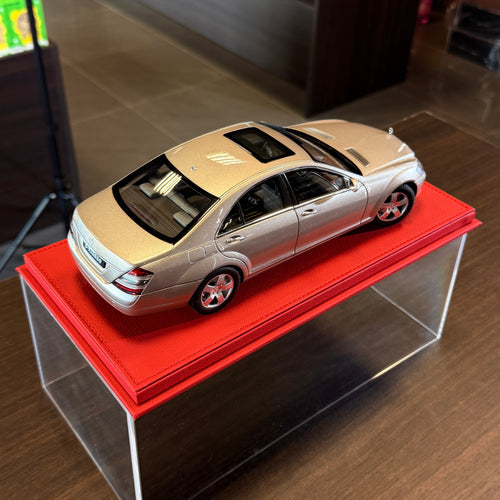1:18 Mercedes-Benz S-Class Silver od AUTOart