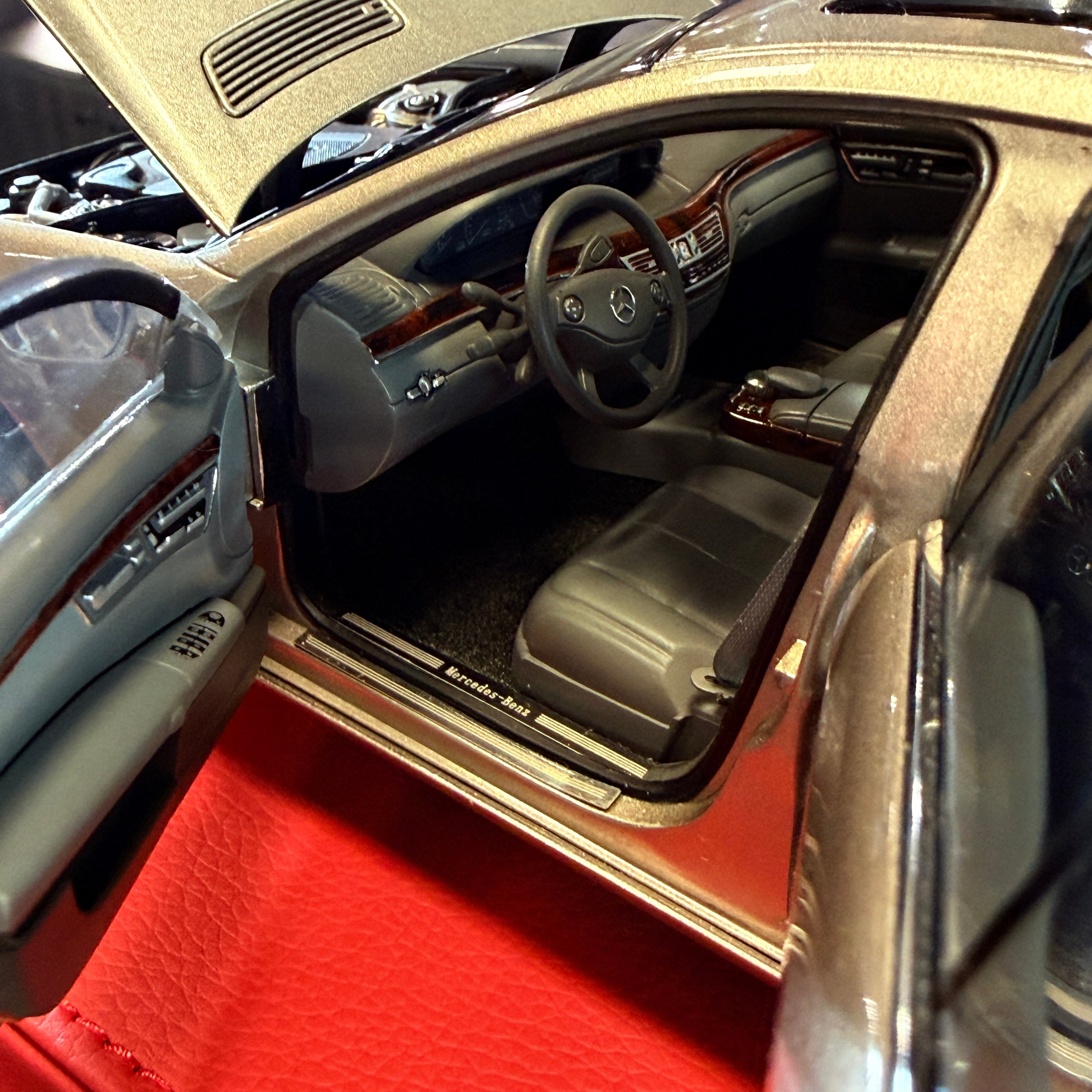 1:18 Mercedes-Benz S-Class Silver, AUTOart Millennium