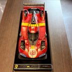 Ferrari 499P vencedor das 24 Horas de Le Mans de 2023, escala 1:18, versão com efeitos de corrida – Edição limitada a 100 unidades, da Amalgam Collection