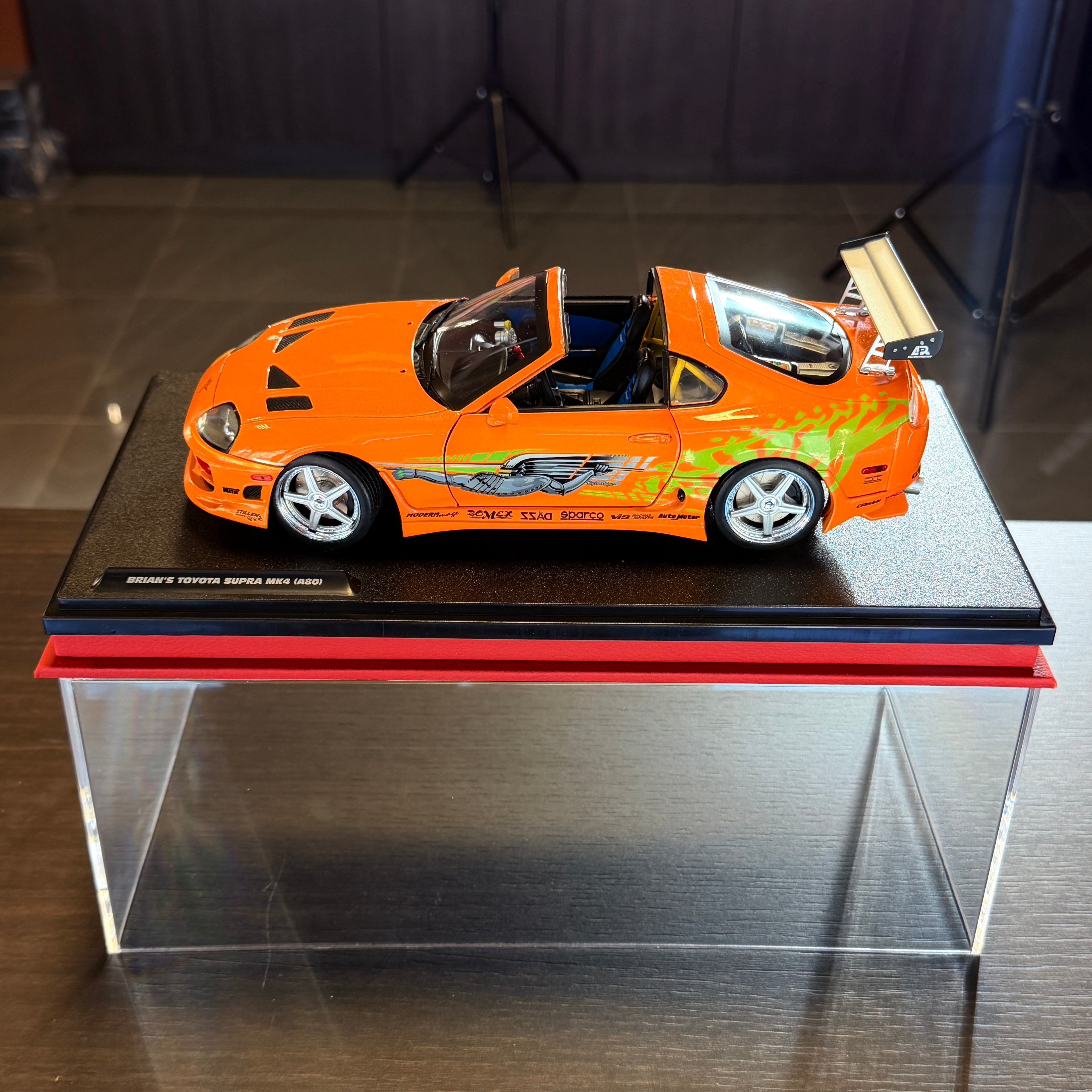 1:18 Toyota Supra MK4 (A80) Halálos iramban – Brian nyitott tetővel 2001 – Solido