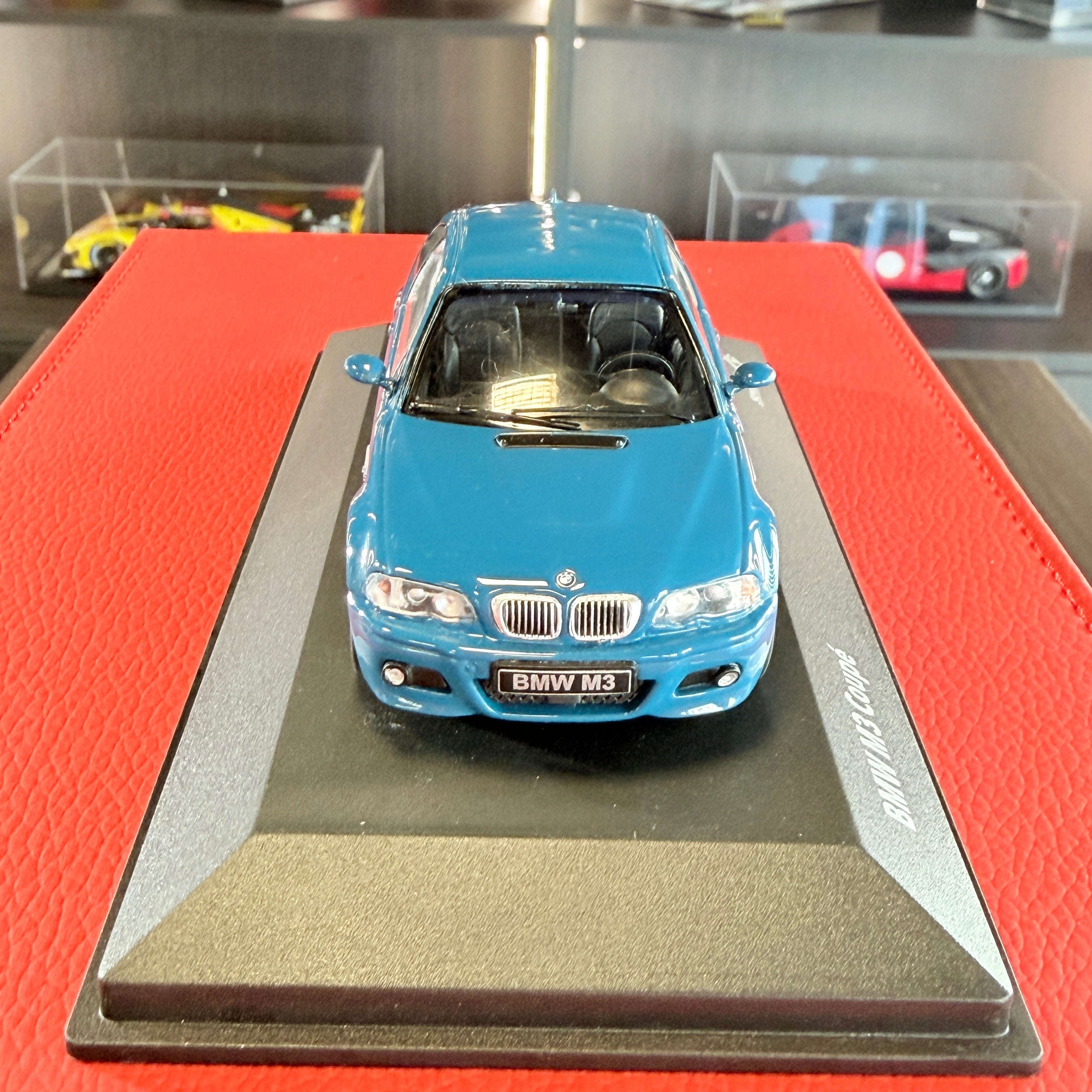BMW M3 (E46) Coupé Laguna Seca modrý v mierke 1:43 od Solido