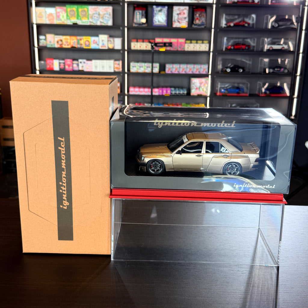 Mercedes-Benz 190 PANDEM šampanskozlatý v mierke 1:18 od Ignition Model