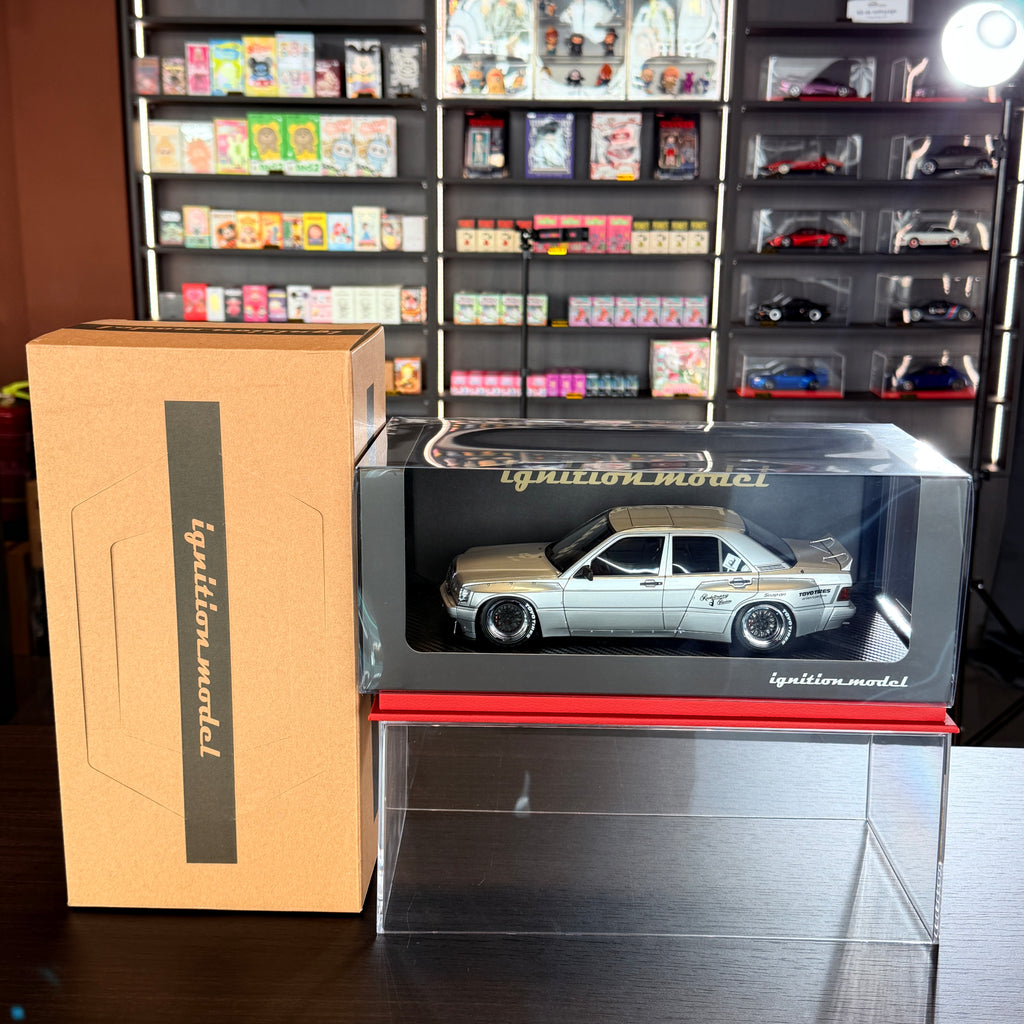 Mercedes-Benz 190 PANDEM sidabro spalvos, 1:18 mastelio, Ignition Model