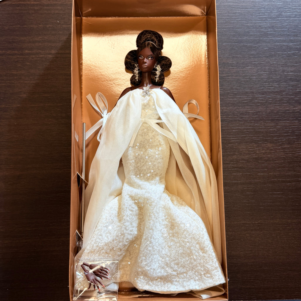 Biele gala k 8. výročiu: Yaya 2026 od JHD Fashion dolls (bábiky Mizi)