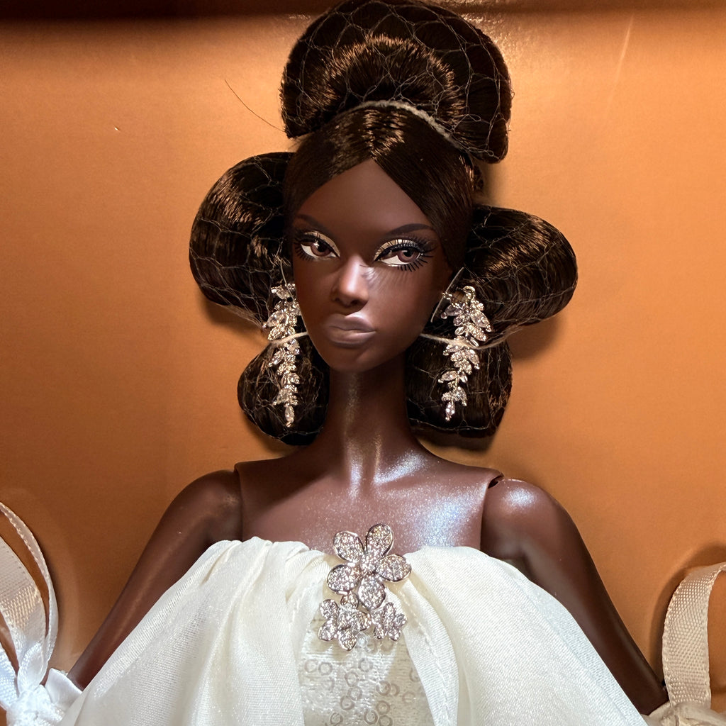 Biele gala k 8. výročiu: Yaya 2026 od JHD Fashion dolls (bábiky Mizi)