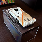 Porsche 936/81 Turbo #11, az 1981-es Le Mans-i 24 órás verseny győztese, 1:18 méretarányban, vitrinben, BBR – 400 darabra limitálva